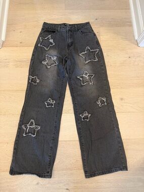 Hot Topic Black Straight Wide Leg Jeans w/ Distressed Star Appliqués Size Small